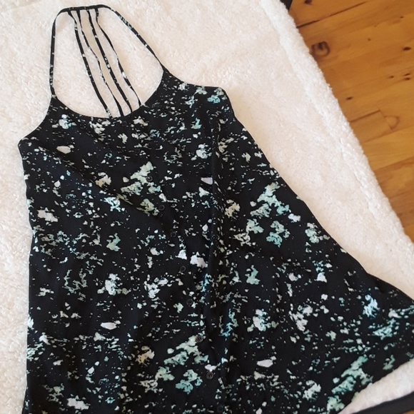 🌻 Hurley Dress - Picture 4 of 5